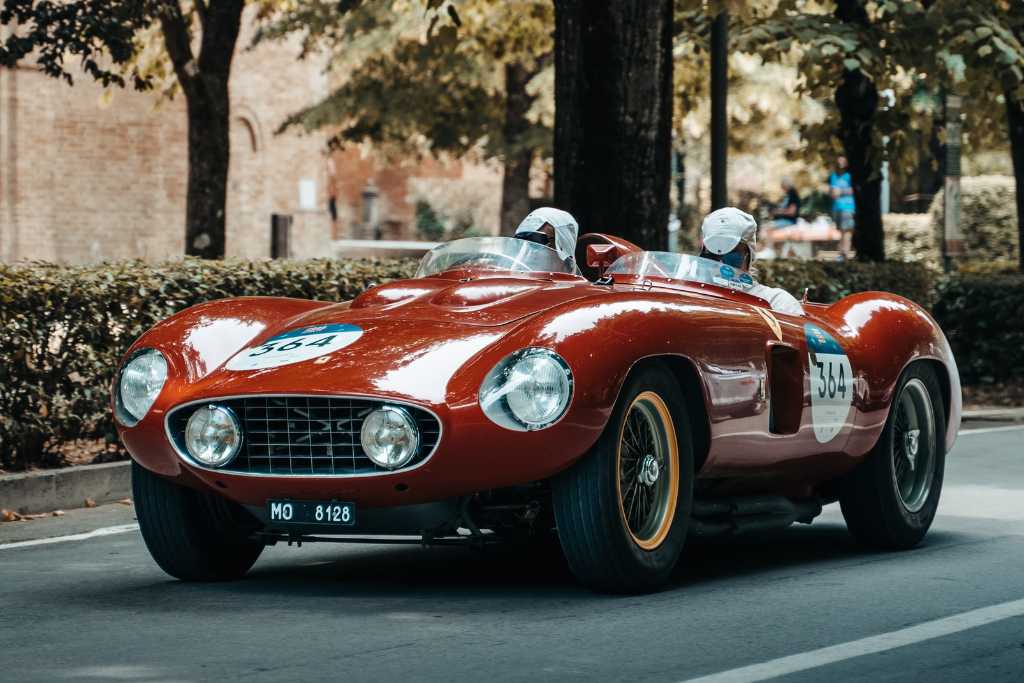 Mille Miglia in Umbria Ferrari Team